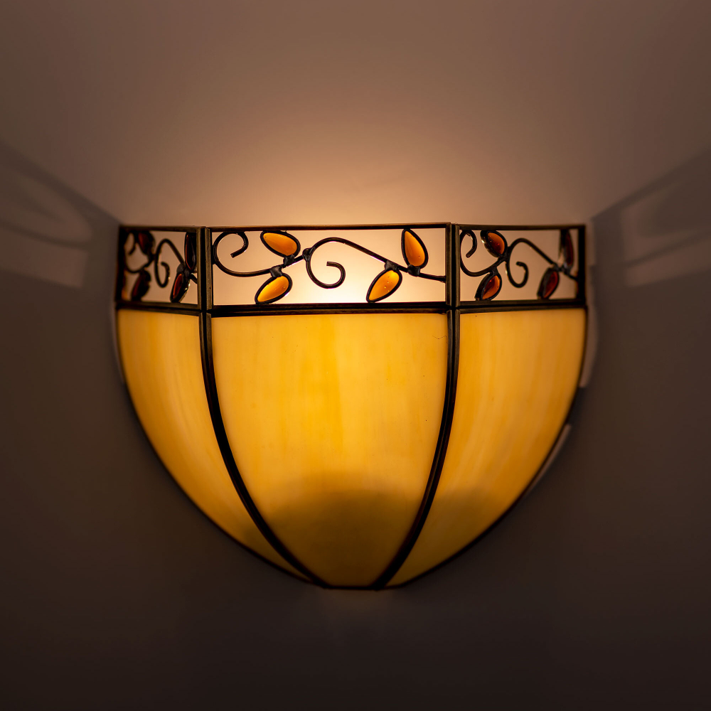 Citilux Шербург-2 CL440411 Бра витражное Бронза