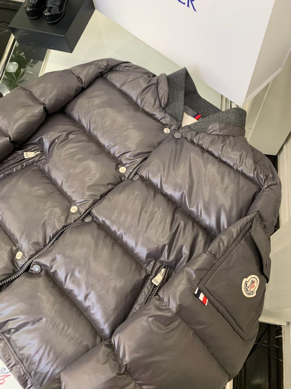 Пуховик Moncler