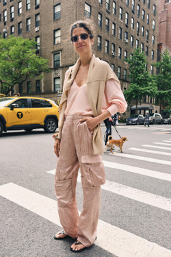 ZARA КОЖАНЫЕ САНДАЛИИ С ЗАКЛЕПКАМИ, ЧЕРНЫЙ
