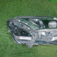 Фара левая Toyota Rav 4 CA40 (2015-2019) LED