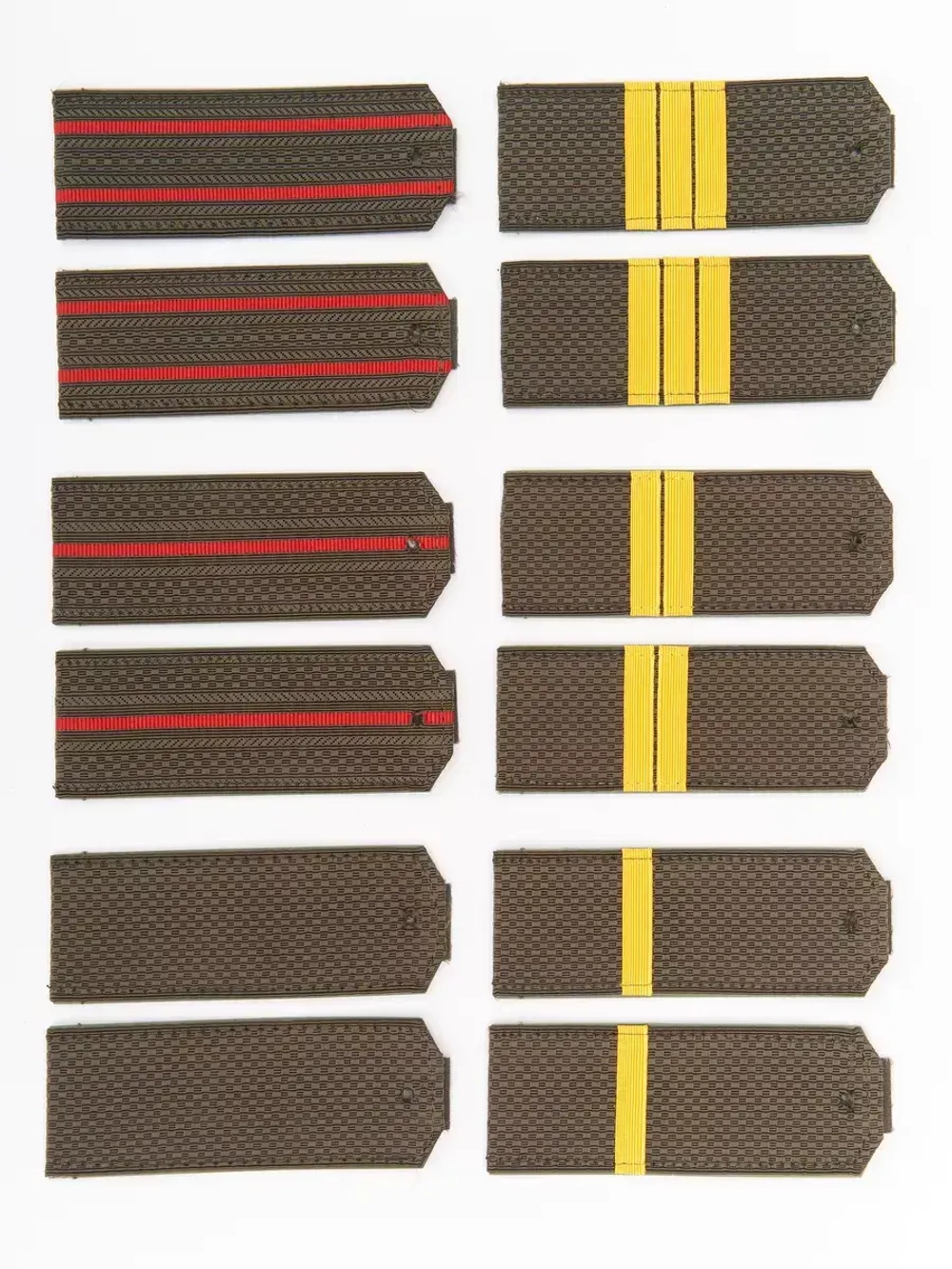 Погоны Мин Обороны оливковые чистые пластик (Цена договорная)