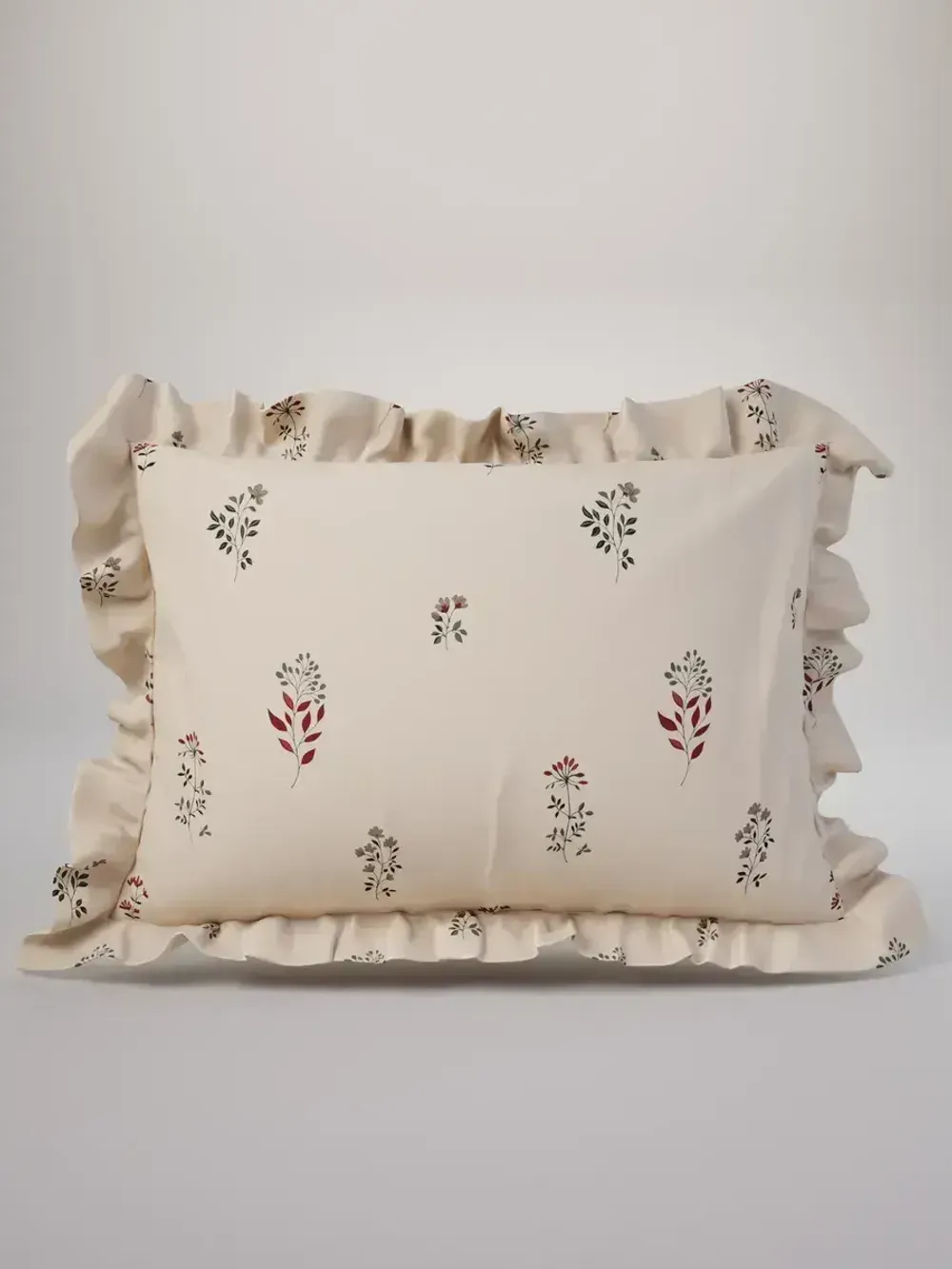 Декоративная наволочка с рюшами, оборками "Гербарий Эко" 50х70 см, 1 шт, без молнии