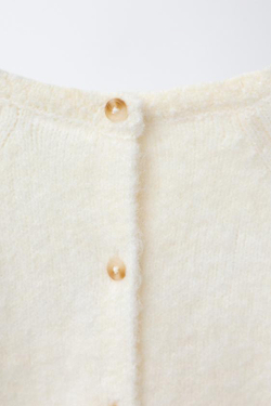 ZARA ВЯЗАНЫЙ ДЖЕМПЕР С ВЫШИТЫМИ ЕЖАМИ, ЭКРЮ