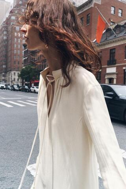 ZARA ПЛАТЬЕ С ЗАВЯЗКАМИ — ZW COLLECTION, ЖЕЛТОВАТО-БЕЛЫЙ