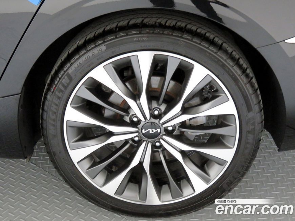 Kia K8 2.5 Бензин 2WD (03.2023)
