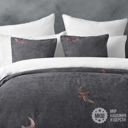 Покрывало на кровать с вышивкой ЛИБЕРТТ (арт. BL02-264-01) - серое