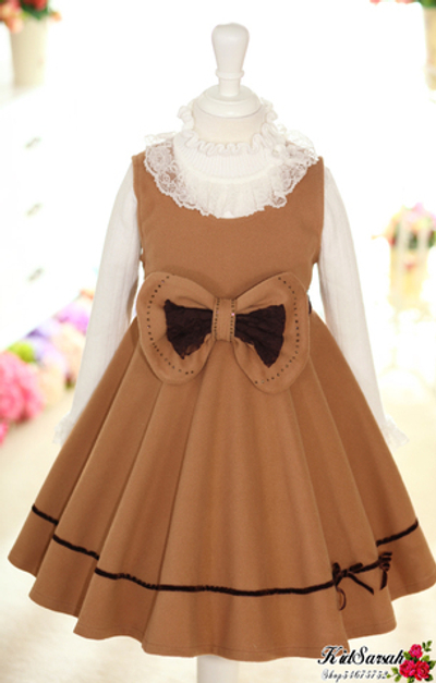 Платье детское с бантом на талии, стразами и контрастной тесьмой