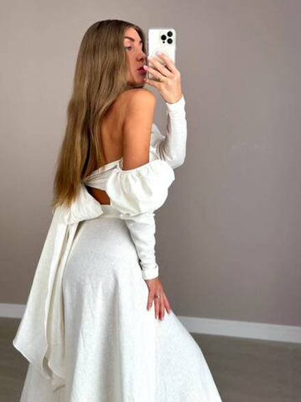 Топ с бантом в белом цвете