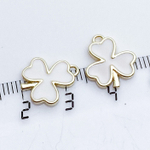 Подвеска Клевер, цвет золото+белый, размер 13*12 мм, цена за 1 шт