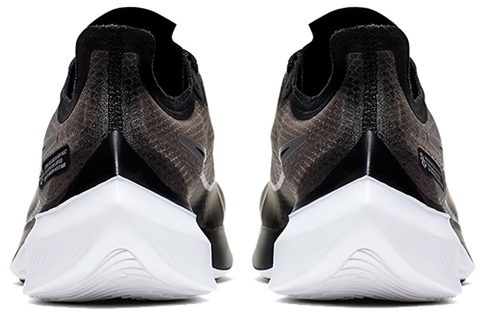 Кроссовки Nike Zoom Gravity 1