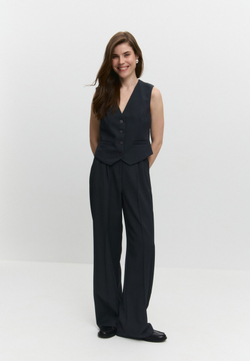 Брюки с простроченными стрелками