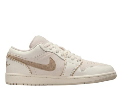 Кроссовки Air Jordan 1 Low SE