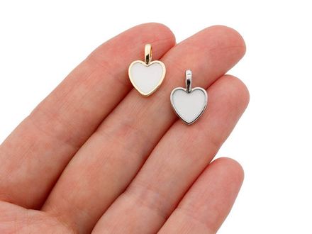 Подвеска Сердце с молочной эмалью