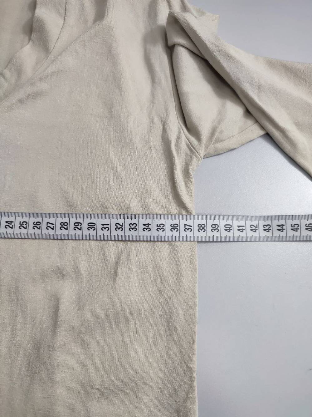 Джемпер светлый на 12-14 лет