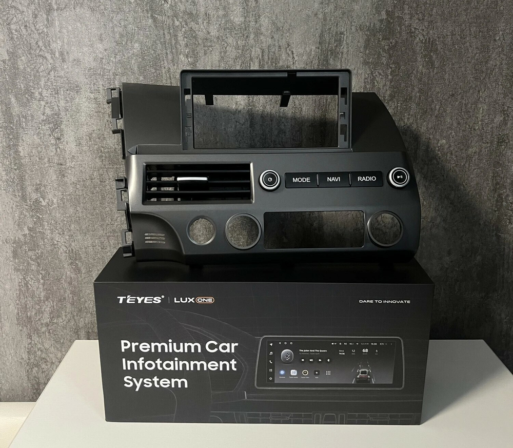 Магнитола Honda Civic 8 4d 2005-2012 седан - Teyes LUX ONE ROUND монитор 12.3" 2K QLED на Android 10, ТОП процессор, CarPlay, 4G SIM-слот