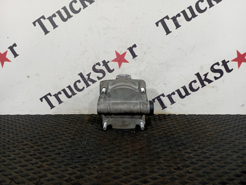 Клапан ускорительный