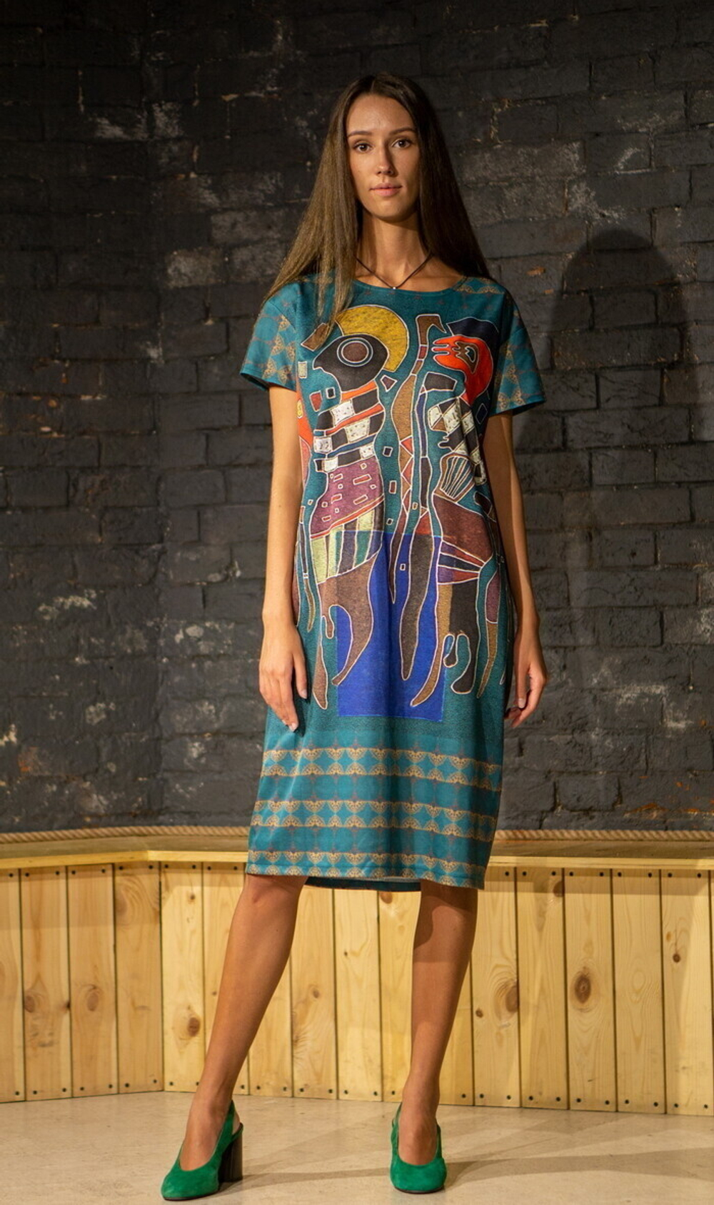 Платье "Четыре фигуры», по мотивам картины Василия Кандинского "Четыре фигуры на трех квадратах"