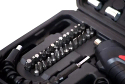 Аккумуляторная отвертка-шуруповерт Majesta MT-115SD3 Y-50, 47 предметов