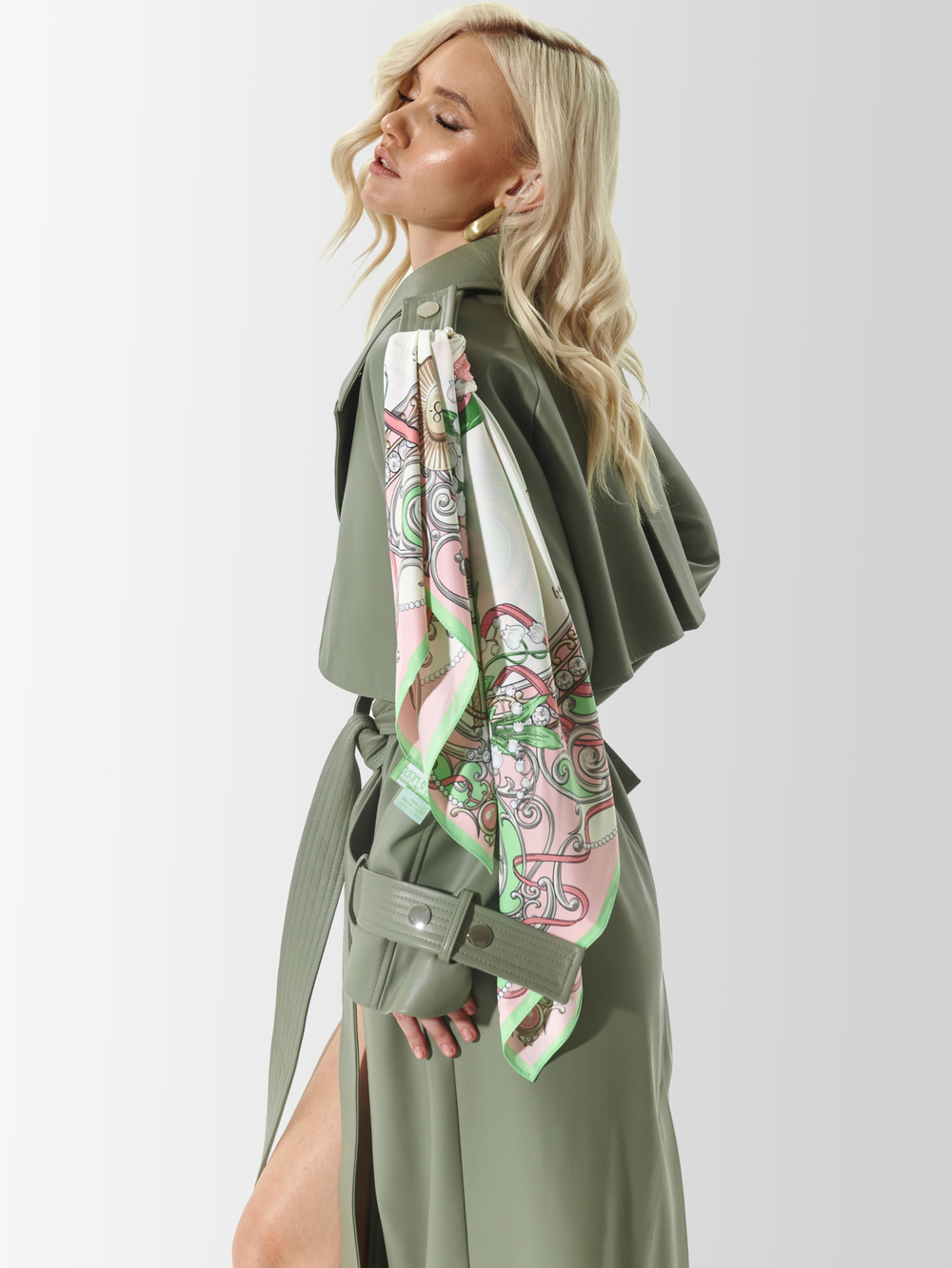 Платок «Яйцо Фаберже Ландыши» розовый