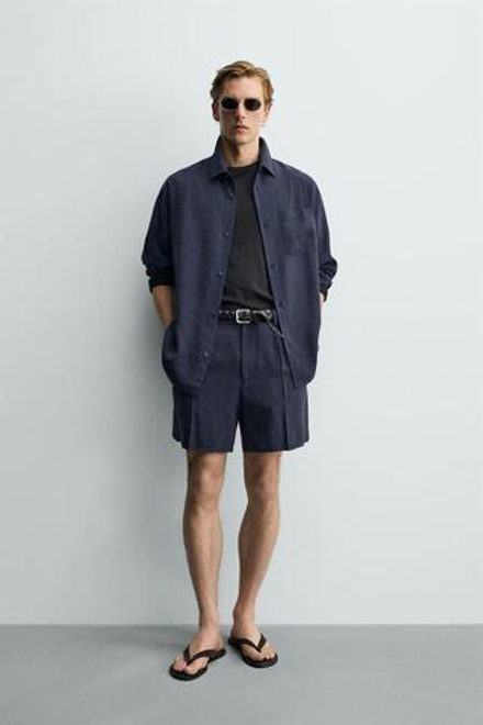 ZARA СВОБОДНЫЕ ШОРТЫ С ЗАЩИПАМИ, МОРСКОЙ СИНИЙ