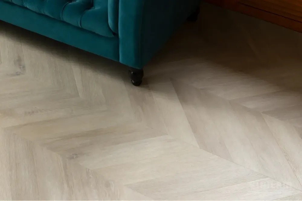 Vinilam Parquet Chevron Glue Шеврон Сезар, 2,86 м²