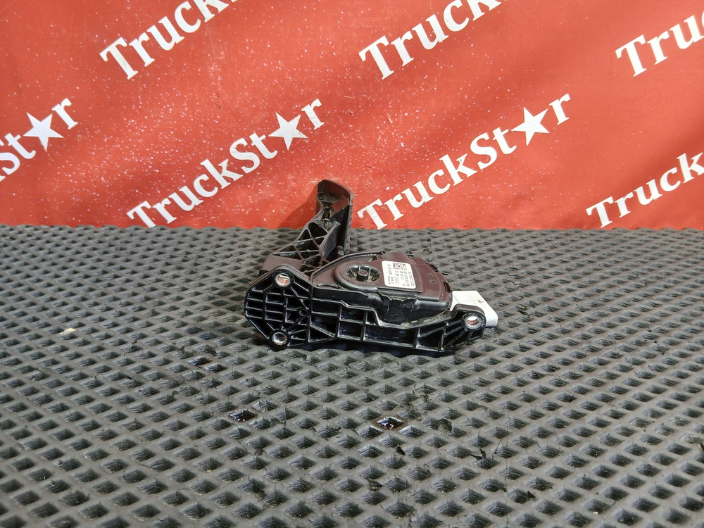 Педаль газа электронная