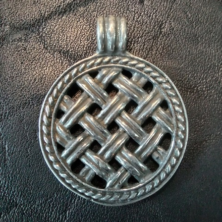 Подвеска. Засеянное поле