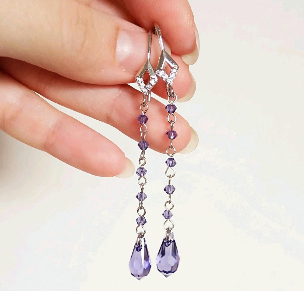 Серьги длинные с кристаллами Сваровски "Ледяная лаванда"