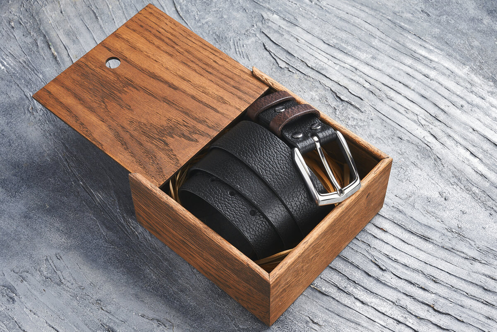 Ремень из текстурной итальянской кожи, цвет «фантом», хромированная пряжка