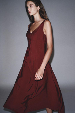 ZARA ПЛАТЬЕ-МИДИ С КУЛИСКАМИ, ГРАНАТОВЫЙ