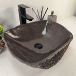 Раковина из речного камня RS-65260 45*39*15 0862