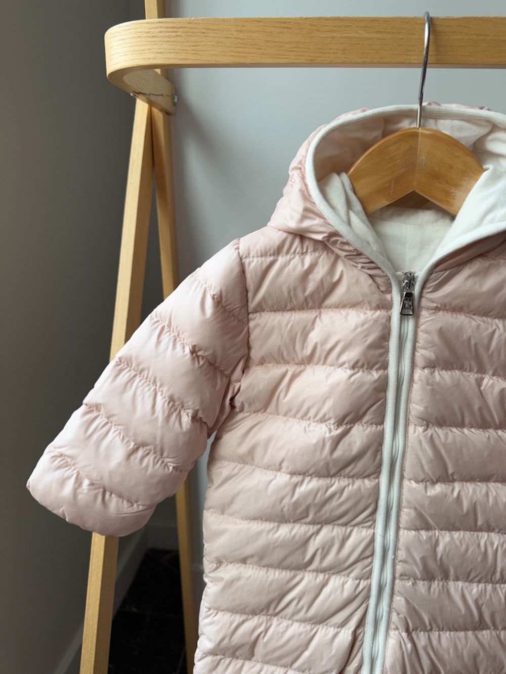 Пуховый комбинезон Moncler, 68