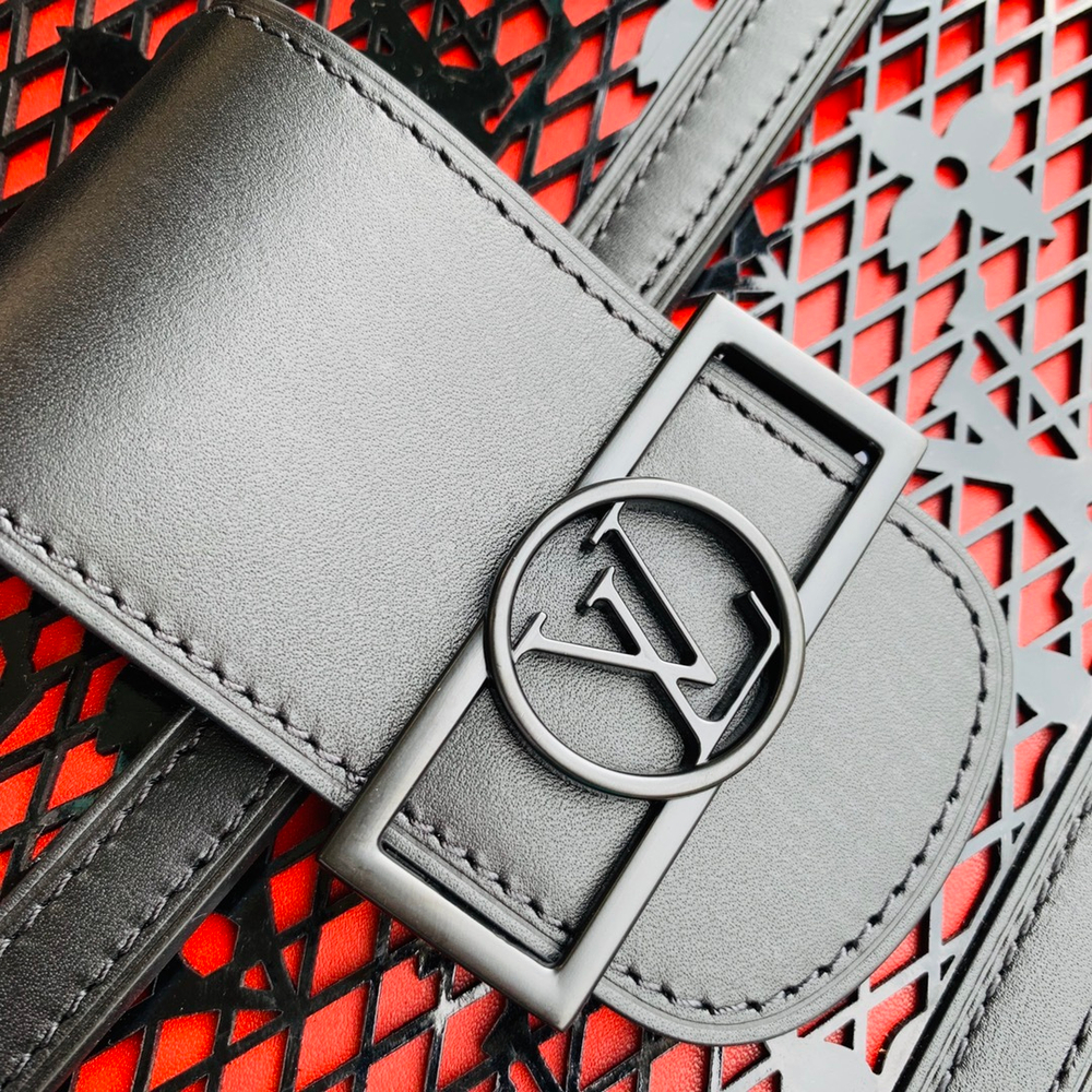 Louis Vuitton Dauphine MM