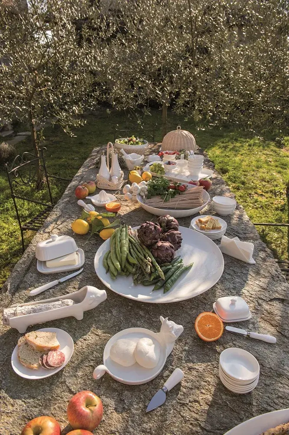 La Porcellana Bianca Сервировочное блюдо для поросенка салями Fattoria