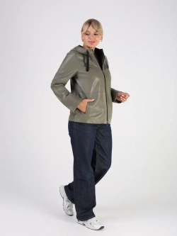 Кожаная куртка демисезонная с капюшоном