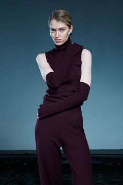 Костюм с брюками трикотажный