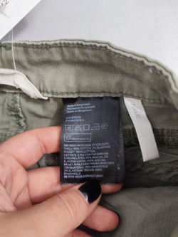 Шорты H&M светлые на 8-9 лет