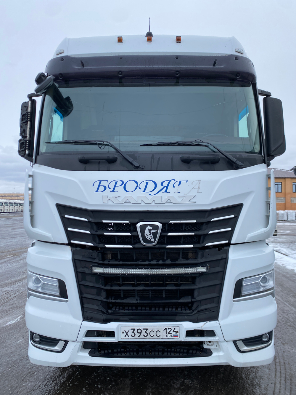 КамАЗ 54901 4x2 Седельный тягач 54901-94 (Дизельный, 11,9 л, 450 л.с., АТ)