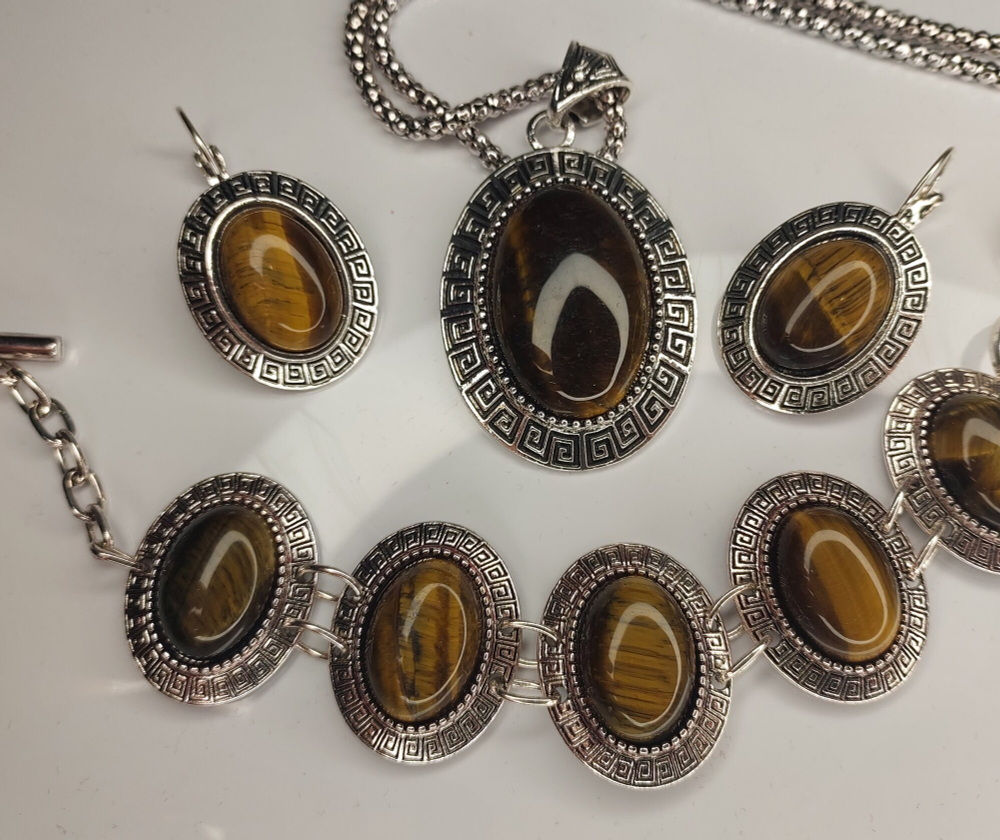 Комплект бижутерии "Тигровый глаз" - Овал (натуральный камень, бижутерный сплав)