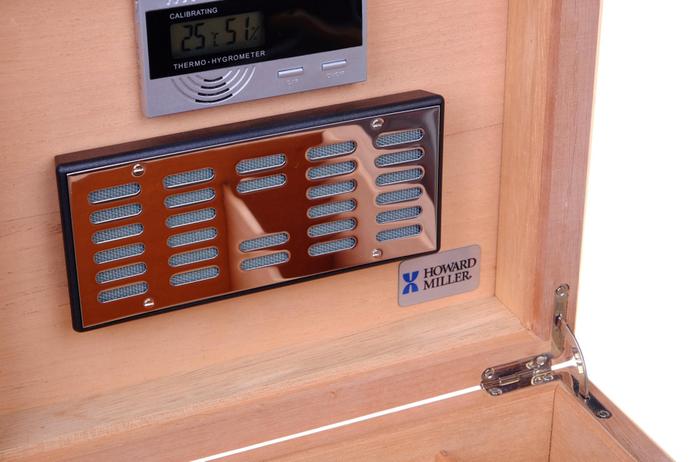 Хьюмидор Howard Miller Тополь на 40 сигар