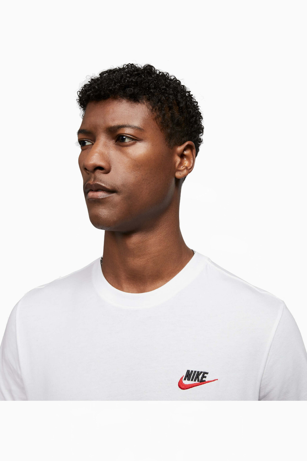 Футболка Nike Sportswear Club