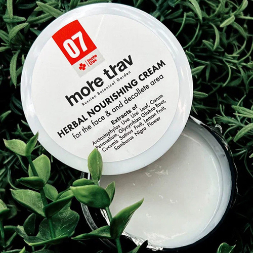 Питательный фито-крем для лица и зоны декольте More Trav Herbal Nourishing Cream for the Face and Decollete Area 100мл