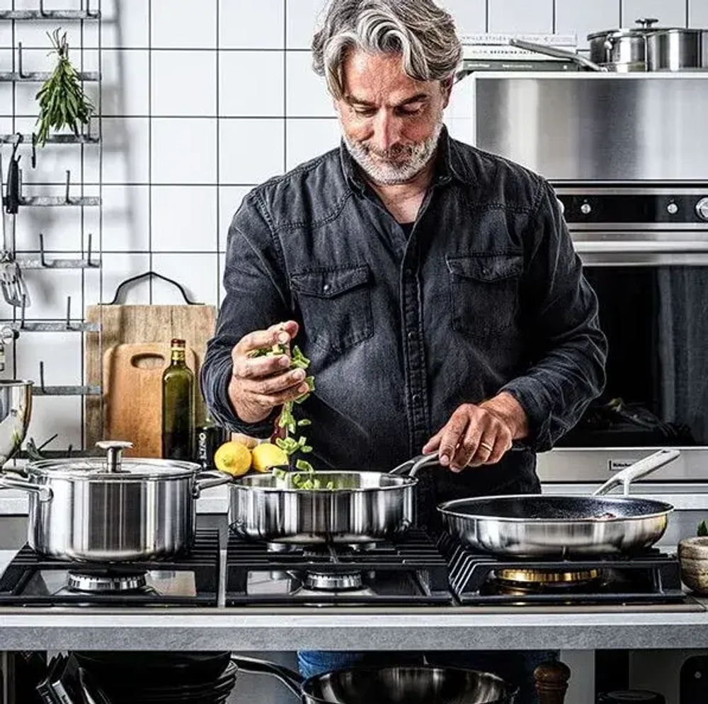 KitchenAid Кастрюля Multi-Ply 24 см 3,1 л с крышкой
