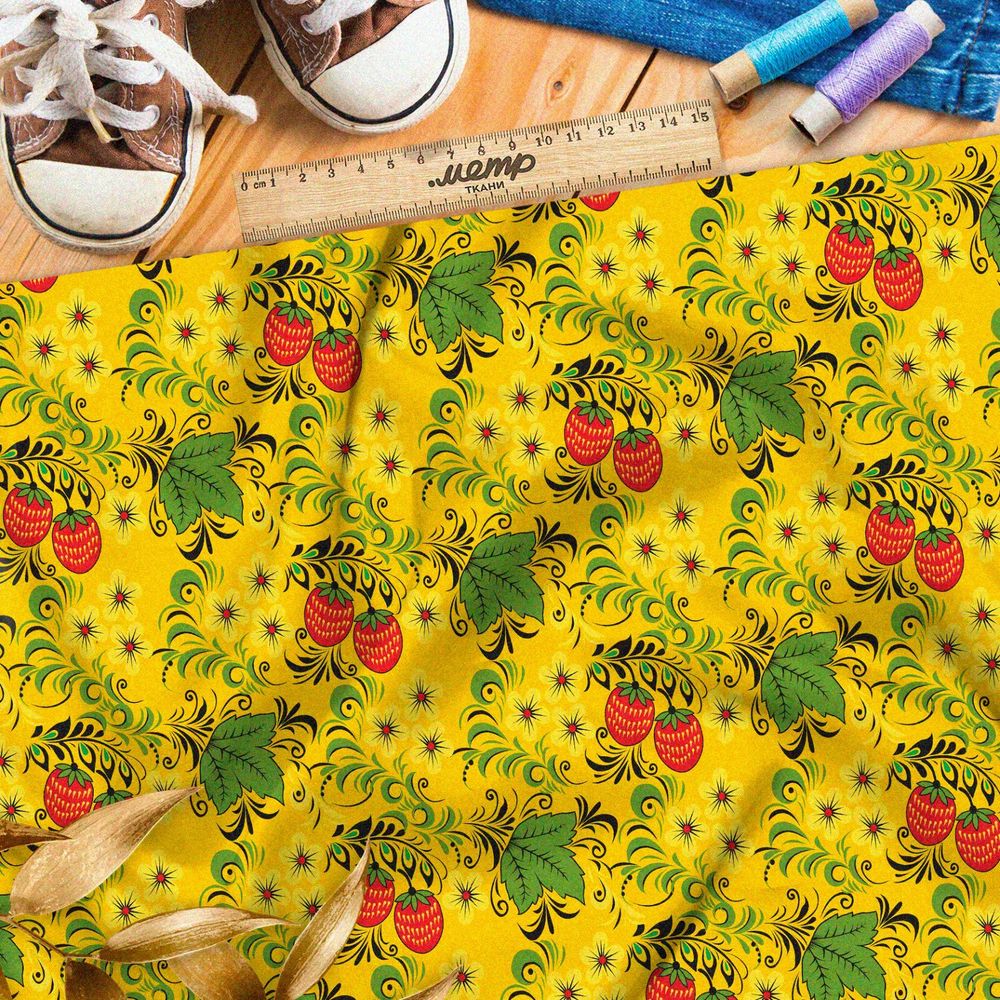 Ткань оксфорд 210 хохлома из мелкой земляники на жёлтом фоне