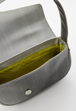 Сумка спортивная PUMA FS. QU Hobo Bag