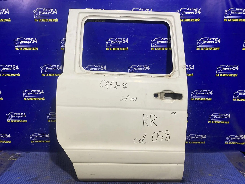 Дверь задняя правая TOYOTA LITEACE NOAH 2001