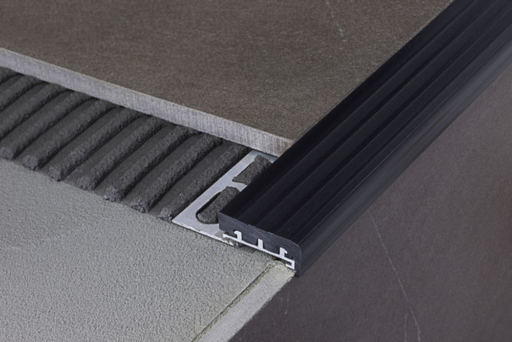 Профили для защиты ступеней Profilpas Серфикс Простеп SP PROSTEP SP/125