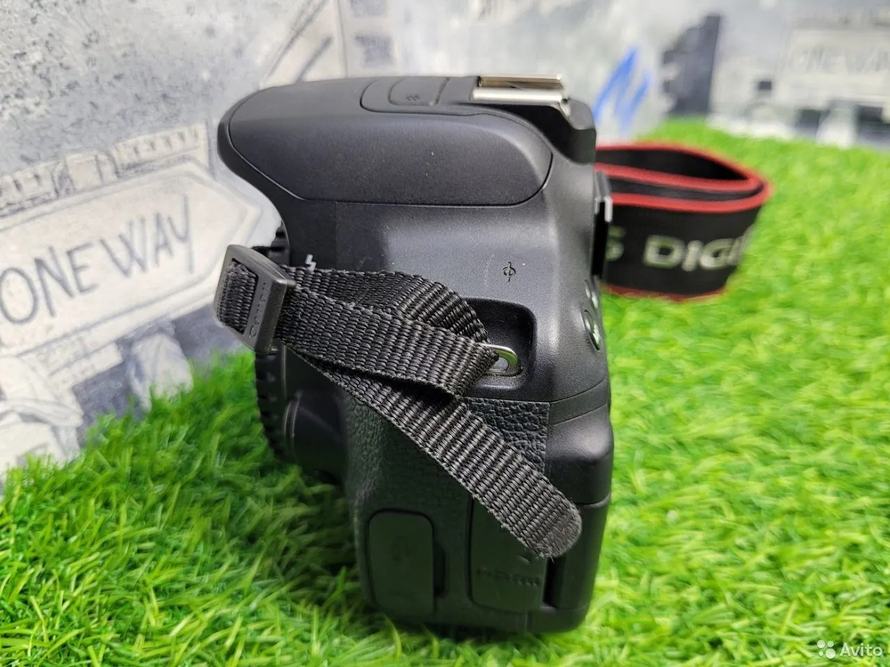 Canon EOS 700D (12500 кадров) Покупка/Продажа