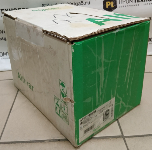 S.E. ATV71HU30N4 новое