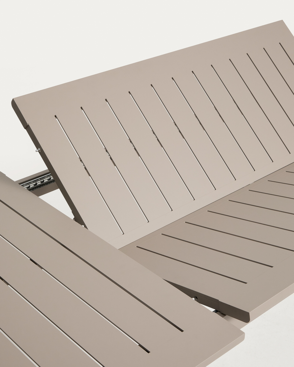 Раздвижной стол Livorno из алюминия цвета таупе, 233(350) x 100 см